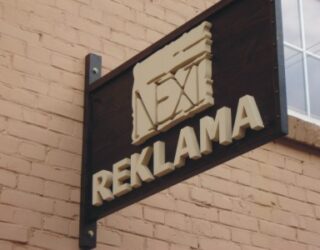 Tablice informacyjne Agencja reklamowa Next Reklama