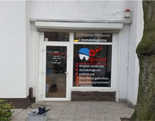 Oklejanie szyb i witryn