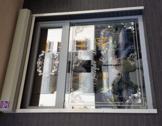 Oklejanie szyb i witryn