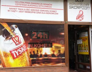 Oklejanie szyb i witryn